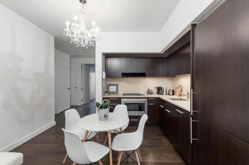 Luxury 5 Bedroom 2 Bath Apartment In Nyc! New York
